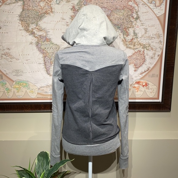 LULULEMON hoodie - Picture 14 of 16